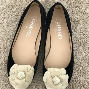 Velvet Chanel flats size 7.5